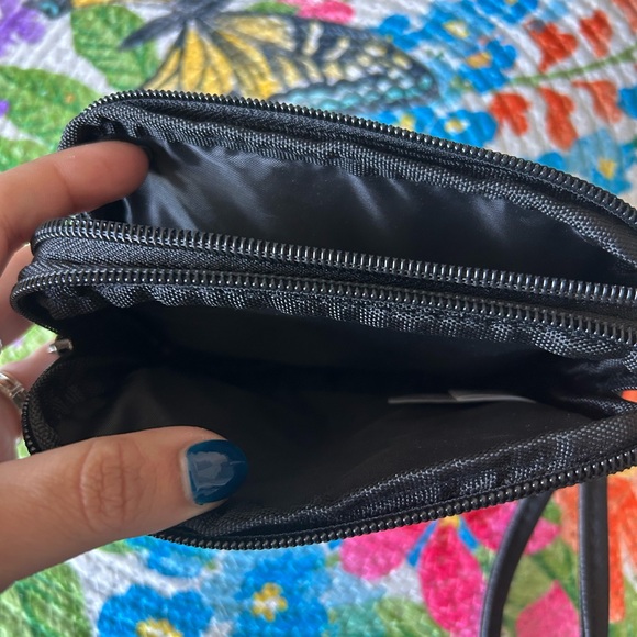 Disney Alice in Wonderland Wristlet Clutch - Picture 7 of 8